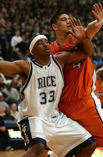 乐鱼官方登录入口-篮球运动员比赛中身体素质的提升方法，篮球运动员锻炼体能的方法